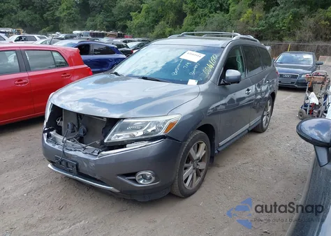 2015 Nissan Pathfinder Platinum z USA, uszkodzony, nr VIN 5N1AR2MM5FC616251